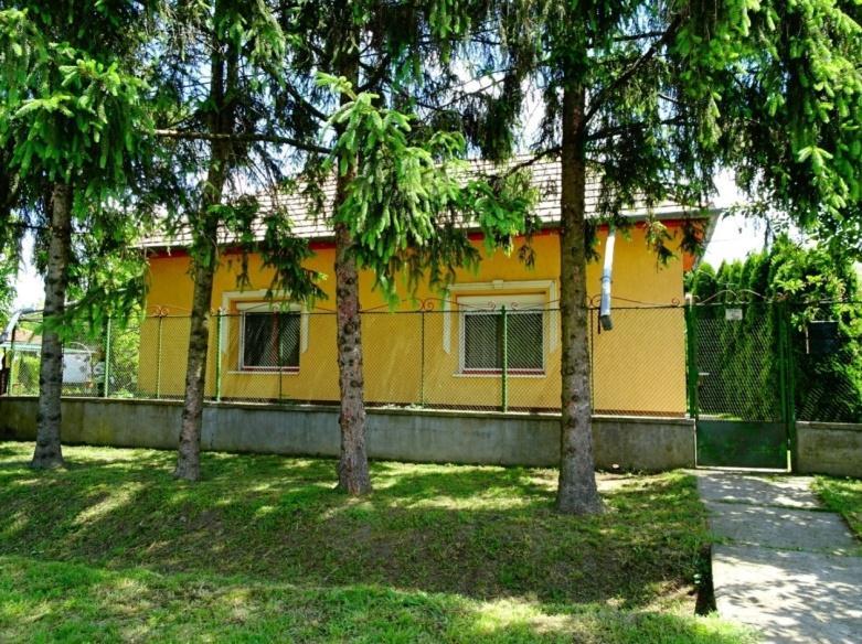 megtalálható.