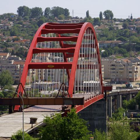 gészségvédelem és társadalm felelősségvállalás veszélyes par rendszereben almazotta védelméne érdeében. nny és semm több.
