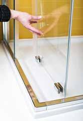 A zuhanykabin alja ezenfelül Push2Clean technológiával készül az üveg egyetlen mozdulattal, könnyen, az ajtó vezető elemek bármilyen szétszerelése nélkül kifordítható, így a nehezen elérhető helyek