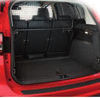 Hátsó spoiler Aerodinamikus jelleget kölcsönöz a tetőkontúrnak. Nem elérhető a Grand C-MAX esetén (választható és kiegészítő).