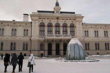 A szombati napon Tamperébe látogattunk el, ahol az iskolában megismert Kirsi várt. Ő mutatta meg nekünk a várost, ahol él, és nagyon jól éreztem magam.