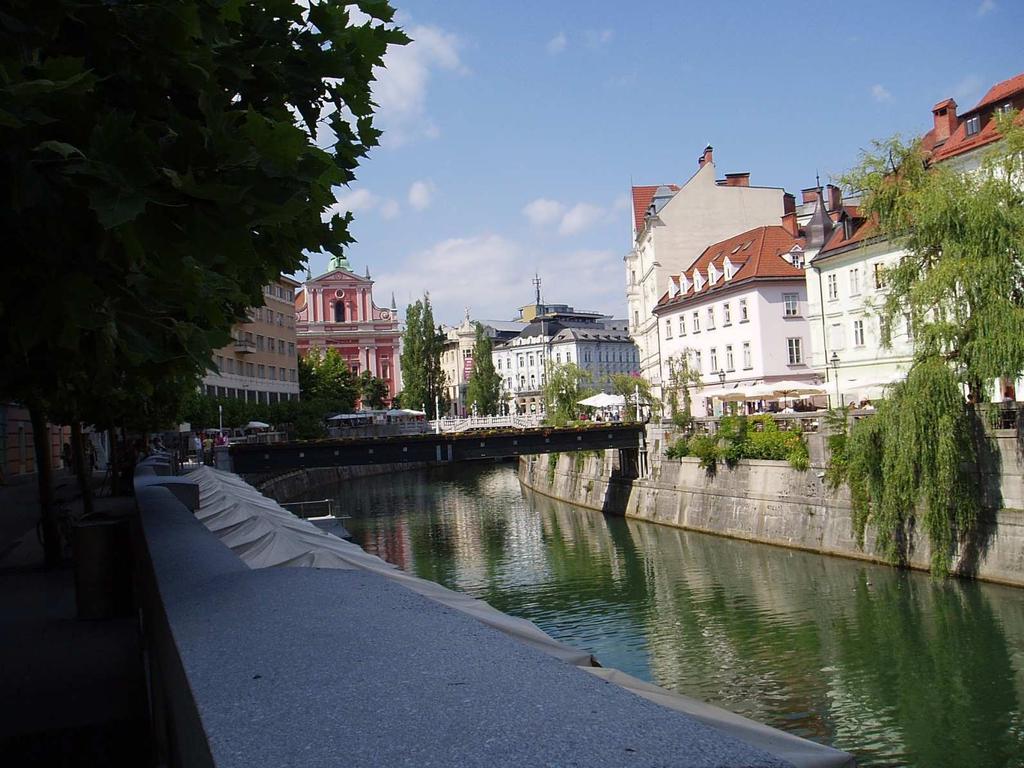 Dorazila som aj do miesta ubytovania, zoznámila sa so spolubývajúcou a po celodennom strese zaľahla spať.