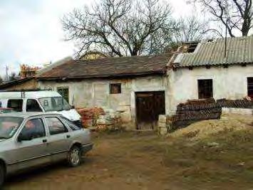 épületek