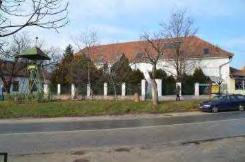 épületek