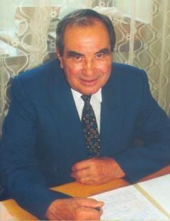 zőséggel fedte le az EWF minimum követelményéhez rendelt 446 órás képzési időt [14]. Az érintett időszakban (1993-2008) induló 7 évfolyam során összesen 97 fő szerzett hegesztő szakmérnöki oklevelet.