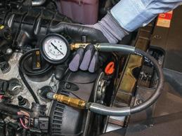 SAE 1 V81 FORD adapter enetes satlakozóval