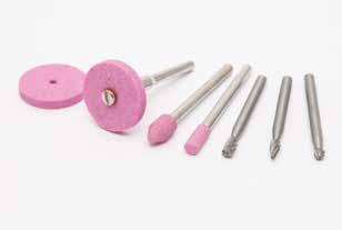 Termékkód: 10125-01 Tisztítókefeszett (fém) Termékkód: 10125-02 Vágókorongszett 3 db kefe 3,1 mm