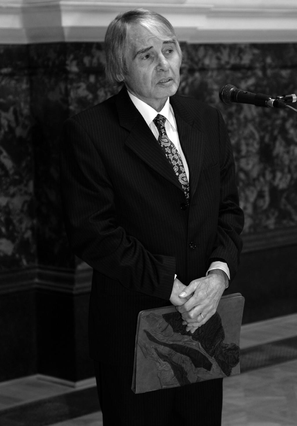 CHRONICA TIBOR KOVÁCS (1940 2013) Der Archäologe Tibor Kovács, der ehemalige Hauptdirektor des Ungarischen Nationalmuseums von Budapest und der ausgezeichnete Vertreter der Bronze- und