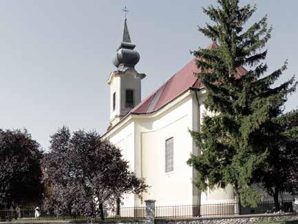 RÓMAI KATOLIKUS TEMPLOM A templom pontos építéséről nem maradtak adatok, viszont egy 1776-ban kötött oltárfaragási szerződés igen, s ekkoriban már