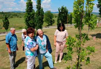 A bogácsi Színészligetben járt Csomós Mari, a Nemzet Színésze Talán csak egyedül Csomós Marit hozta zavarba az a hír, miszerint a jelenlegi Nemzet Színészei (Almási Éva, Molnár Piroska, Máthé Erzsi,