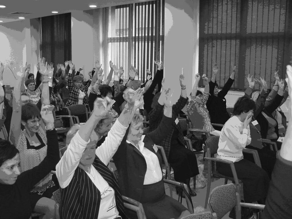 HÍREK, ESEMÉNYEK Szív- és érrendszeri megbetegedések megelõzési stratégiái a színtereken Galgóczi Dóra Országos Egészségfejlesztési Intézet A résztvevõk már a helyszínen alkalmazták a prevenciós
