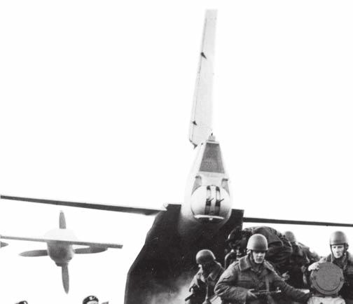 Tanulmányok az 1945 1967 közötti műveletek közül többet (1956 Magyarország, 1968 Csehszlovákia) erősen aszimmetrikus körülmények között hajtottak végre, alig értékelhető kockázatvállalás mellett.