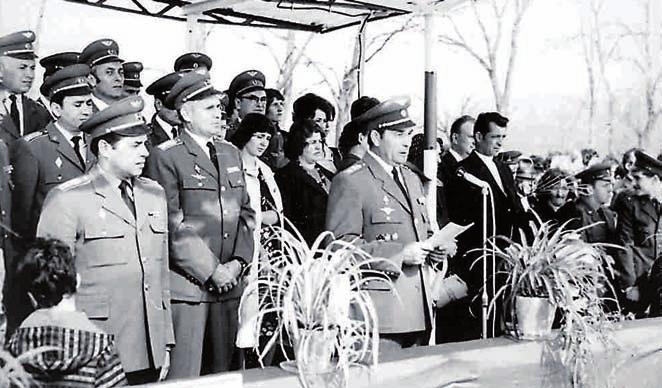 Sárkány-hajtómű és ütó. csoport: csop. pk.: Varga Károly őrgy., részleg. pk.: Galics Béla szds. Technikusok: Bálint István, Molnár Imre, Kunfalvi László, Péczeli Zoltán fhdgy-ok, Herman István hdgy.