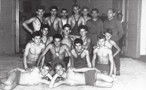 Garay Imre balszerencséi Garay Imre, amikor 1957-ben Fonyódra került és megnősült, lemondott az élsportról. Abbahagyta a sportolást, a birkózást, pedig sorban szép eredményeket ért el.