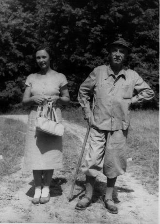 68 HÍVÓSZÓ Fülep Lajos az 50-es években. Forster Intézet, Tudományos Irattár De vigyázzunk, ebben lehet percepció gyarlósága, felületesség.
