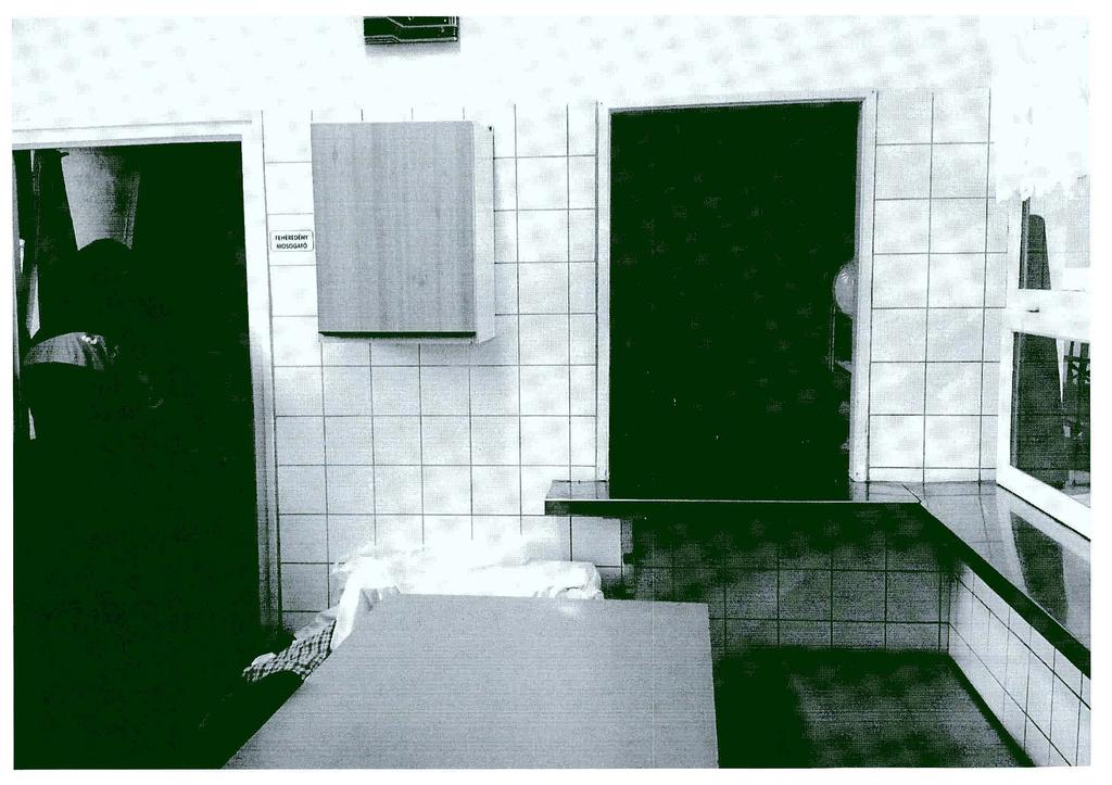 '"'. ' - ' " -~-._,.