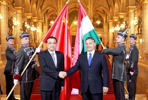 Magyar-kínai politikai és gazdasági kapcsolatok 2011-ben a legfontosabb esemény Li Keqiang miniszterelnök-helyettes látogatása volt kiemelték a mezőgazdasági termékek