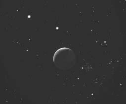 Kalendárium szeptember 145 Dátum Idôpont Esemény 09.23. 4:01 26 óra 13 perces holdsarló 3,2 magasan a hajnali égen (a Vénusztól 5,4 -kal délnyugatra, a Jupitertôl 34 -kal délkeletre) 09.23. 17:11 az esti szürkületben a Mars az M 80-tól (7,3 magnitúdós) 9 4 -cel északra a Skorpió csillagképben 09.