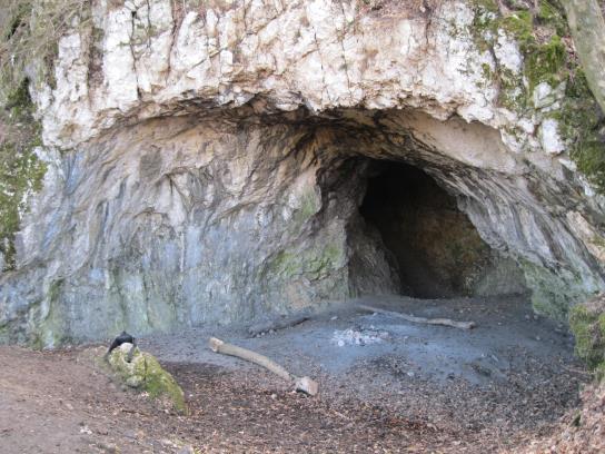víznyelőkben.