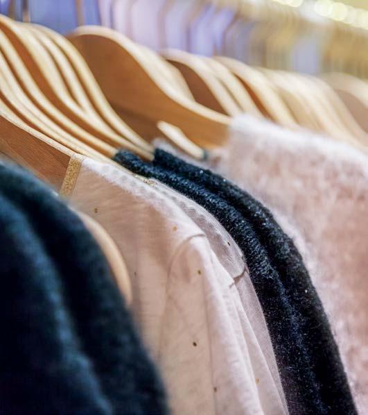 A Woolmark szövetség Gyapjúholmijait is rábízhatja a mosógépre és a szárítógépre Korábban talán úgy gondolta, ez lehetetlen. A Woolmark szövetség azonban bebizonyította, hogy ez lehetséges.