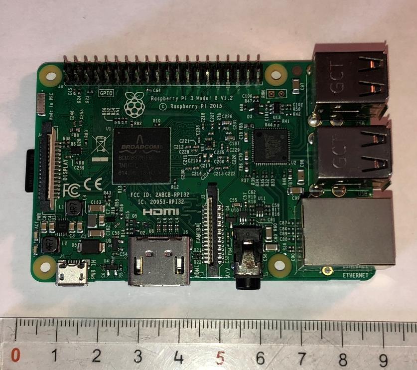 A felhasznált eszközök GPIO tüskék Antenna DSI képernyő csatlakozó Micro SD kártya Micro USB csatlakozó HDMI csatlakozó (audió és videó) BCM 2837 chip és RAM 4 db USB 2.