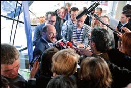 Ú T M U T A T Ó A Z E U I N T É Z M É N Y E I H E Z 11 Martin Schulz-ot 2014-ben újraválasztották az Európai Parlament elnökévé European Union A biztosok részt vesznek a Parlament plenáris és
