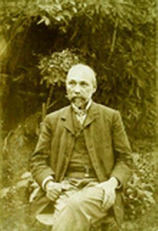 Czollner a kezdeti időszakban a vezetői teendőket is ellátta, majd 1907-ben lemondott erről és átadta a vezetői/gondnoki tisztséget Ács Albertnek.