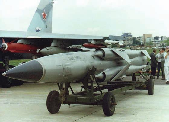 Az AK 630M 30 mm-es gépágyúk is cserére érettek lettek a tervezők szerint. A négy AK 630M helyét két darab CADS N 1 Kashtan közelkörzet védelmi rendszer vette át, ugyanazon a felépítményen.