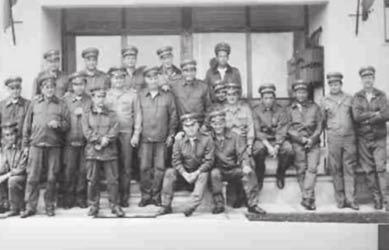 Hazai tükör 70. ábra. Szelke Tibor, Lipták Elek, Bagi Mihály, Balázs Imre, Szilágyi Béla, Molnár István, Csábi Károly, Prókay Béla, Zsembery Károly, Zonfal Béla, Csépány Sándor, Boronkay Ferenc.