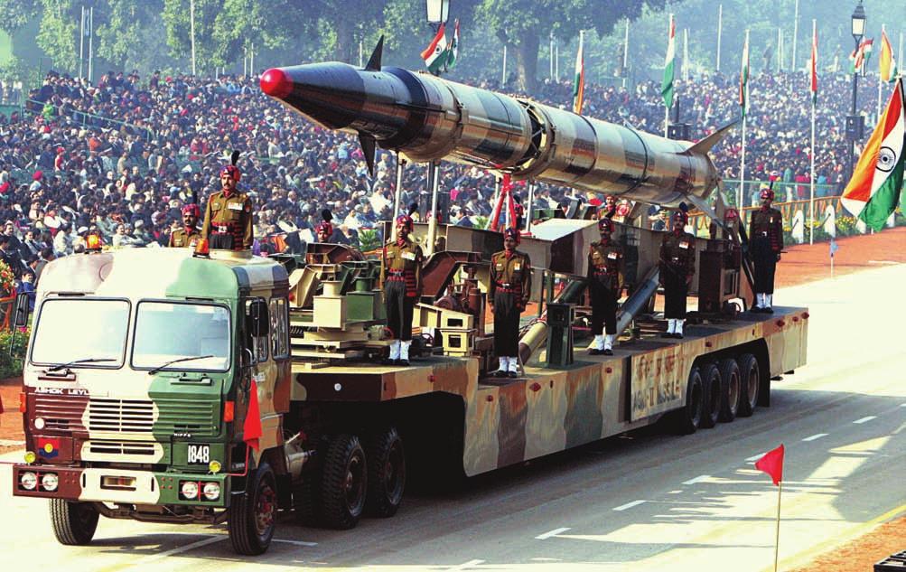 Fokozzák az atomfegyverek gyártását és ICBM rakétát kívánnak, hogy egész Kínát belőhessék, akkor, amikor India ma is teljes egészében kínai fegyverek hatósugarában van.