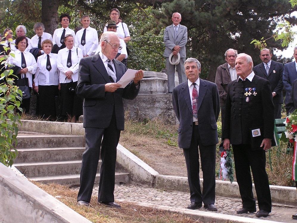 Dr. Cech Vilmos Józsa István Lajos Kékkői Károly partizánokat kiszolgáltatták a megszálló szovjet katonai parancsnokságnak, hogy a megsemmisítő munkatáborokba szállíttassák őket. 2.