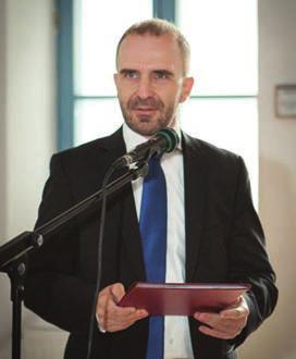 A CO -kibocsátás szempontjából a legközelebbi kihívás a 3-as energia- és klímakeret megvalósítása. Az EU technológiai vezető szerepre törekszik a karbonszegény technológiákban.