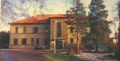 ) Egészségügy Szombathelyen Az Emberbarátok Kórháza (jelenleg a Vakok Intézete) 1829-ben nyitotta meg kapuit (1. ábra).