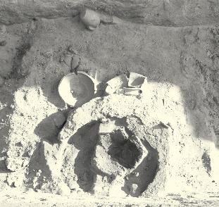 A tiszaalpári Templomdomb és Várdomb fotó: Brenyó Péter Tiszaalpár Várdomb Tiszaalpár község a Tisza középső folyásának jobb partján, a Duna-Tisza közének K-i szélén fekszik.
