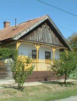 H-42 Fő út 188. Lakóház-üzletek hrsz.: 2010 H-61 Mátyás király u. 3. Lakóház hrsz.: 1601 H-66 Kossuth Lajos u. 13. Lakóház hrsz.: 117 H-77 Bajcsy Zsilinszky út 55 Lakóház - hrsz.
