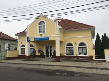 padokat, szemeteseket, kandelábereket az együvé tartozó területeken.