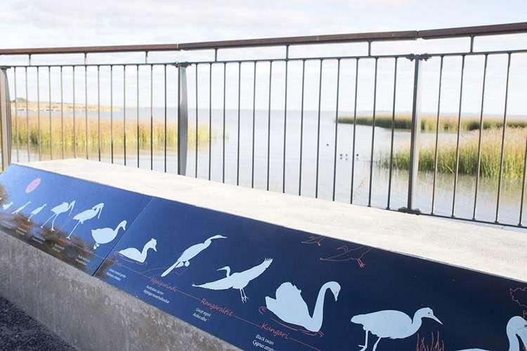 A teljesítmény túrázás, amely az utóbbi időben nagy népszerűségre és széles táborra tett szert, illetve a bakancsos turizmus nem igényli nagy infrastruktúra kiépítését, de a minimális feltételeket