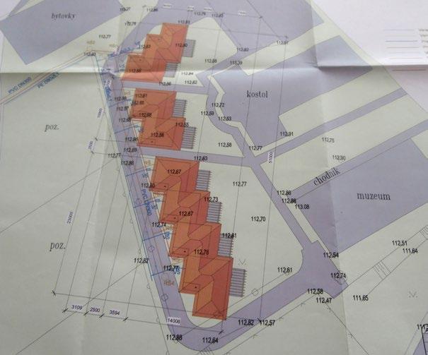 Nad rámec projektu úprava verejných priestranstiev sa uskutočnila aj výmena vzdušného elektrického vedenia a vedenia káblovej televízie v hodnote cca 500.000,- Sk (16.500 eur).