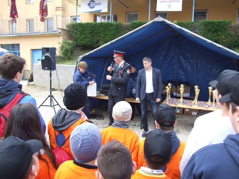 13 Márciusban a Közép-pesti Ifjúsági Verseny felkészítésre a IX. kerületben került sor, melyben a Kirendeltség alá tartozó minden szervezet, így Parancsnokságunk is részt vett.