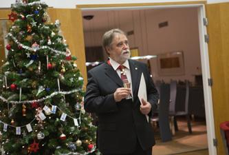) A Finn Köztársaság elnöke mint a Finn Oroszlán Lovagrend nagymestere 2014.