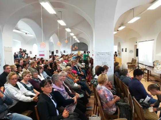 Az ősz folyamán, a képzések végeztével, a tervezetteknek megfelelően elkezdődtek az első év mentorálásai és a mini projektek megvalósítása is.
