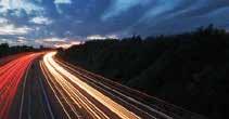 A HD RoadSafe szemüveglencsék nem csak a vezetéshez, hanem kül- és beltéren is jól használhatóak.