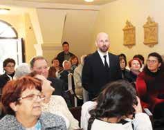 A beszélgetés oldott légköréhez hozzájárult, hogy közben kitűnő borokat lehetett kóstolni.