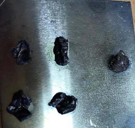 ábra: A vizsgálat során használt SEM készülék (Forrás: saját fotó) A vizsgálat körülményei: A SEM vizsgálatok elkészítésénél nagy segítségemre volt Kovács Árpád mérnöktanár úr, a Fémtani és