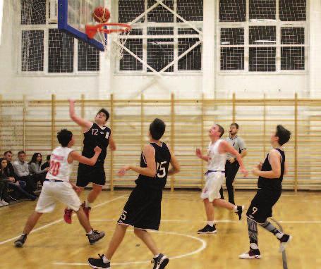 16 hírek az ellenfél bizonyult jobbnak A Regionális Kadett Kosárlabda Bajnokság következő fordulójában a Szerencs VSE együttese a Nyíregyházi Kosárlabda Klub- Eötvös csapatát fogadta november 15-én.