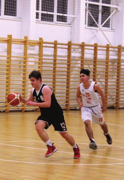 A hátralévő két negyedben sem sikerült utolérni a vendégeket, így a Hunyadi Sportcsarnokban rendezett találkozó végül 108-46-os szerencsi vereséggel zárult. M. B.