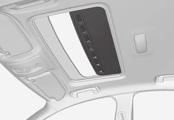 A napfénytető becsípődés-védelme csak az automatikus záráskor működik, manuális záráskor nem. Az automatikus záráshoz, nyomja a kezelőszervet az automatikus zárás állásba, majd engedje el azt.