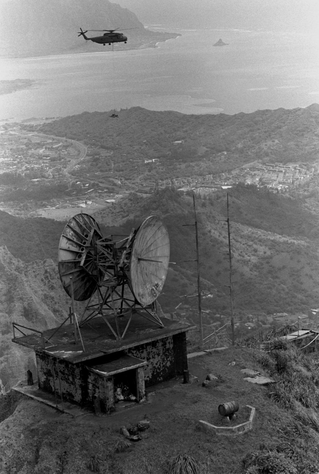 Történeti bevezető 1967 - Timation műholdak: nagyon pontos órák űrbe helyezése (1974-ben első atomóra űrbe vitele) 1970-es évek - OMEGA navigációs rendszer 10-14 khz frekvenciatartományban működő