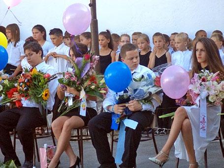 HELYE: DOBOGÓKŐ KÖZPONTJA Mindenki a kedvenc ételét készítheti, megkötés nélkül.