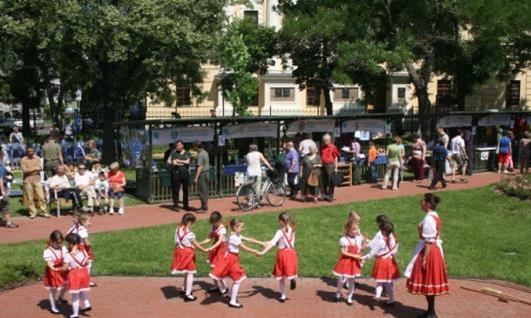 fogadó város rendezvényéhez Geotóp Napok (október) Táj nemzetközi